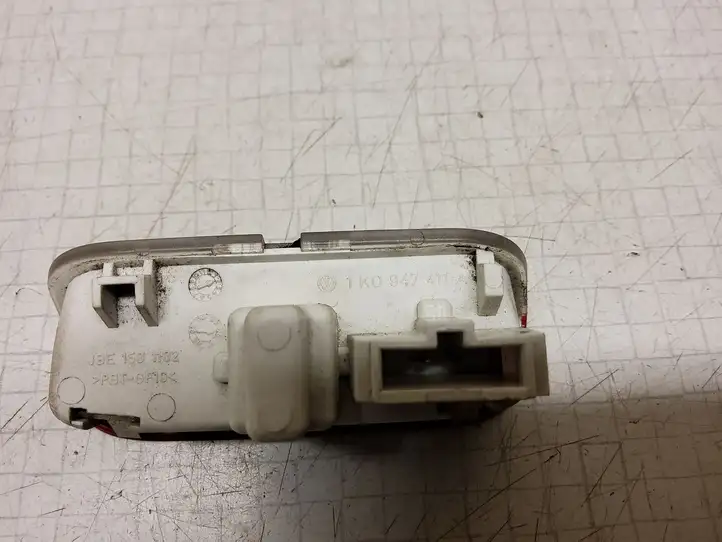 Volkswagen PASSAT B6 (2005 - 2010) 1K0947411A Подсветка рукоятки передней двери (наружняя) — фото 3