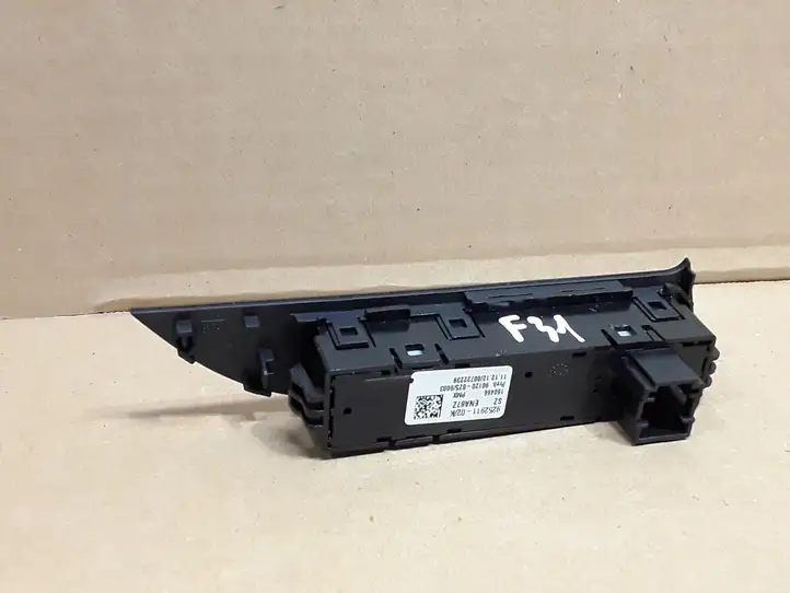 BMW 3 F30 F35 F31 (2012 - 2018) 9252911 Другие включатели / ручки/ переключатели — фото 2