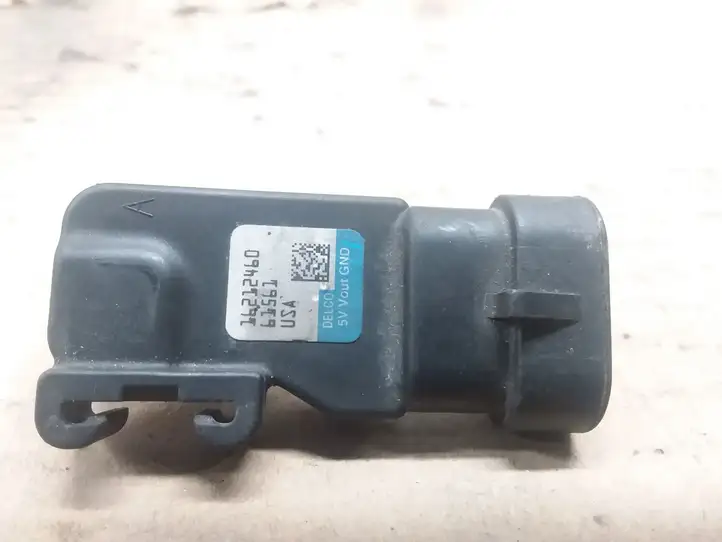 Opel Astra H (2004 - 2009) 16212460 Датчик давления воздуха впуска — фото 2