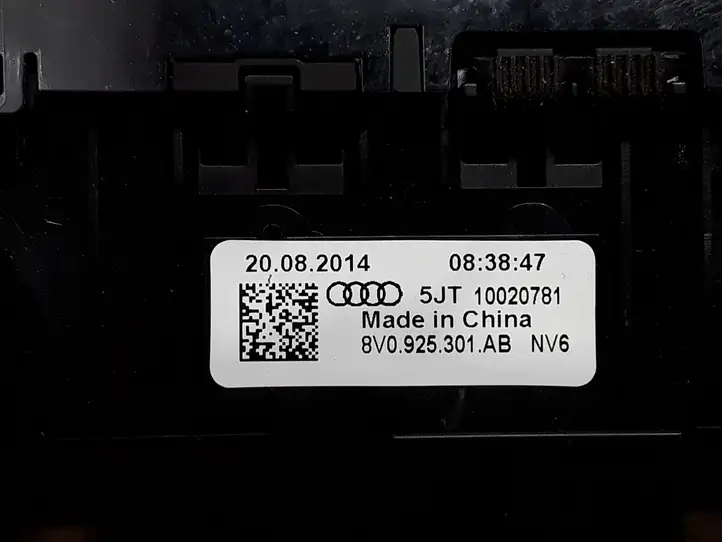 Audi A3/S3 8V (2012 - 2016) 8V0925301AB Другие включатели / ручки/ переключатели — фото 3
