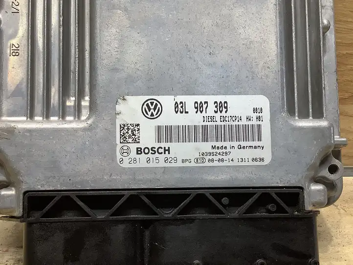 Volkswagen PASSAT B6 (2005 - 2010) 03L906309 Блок управления двигателем (ЭБУ) — фото 2