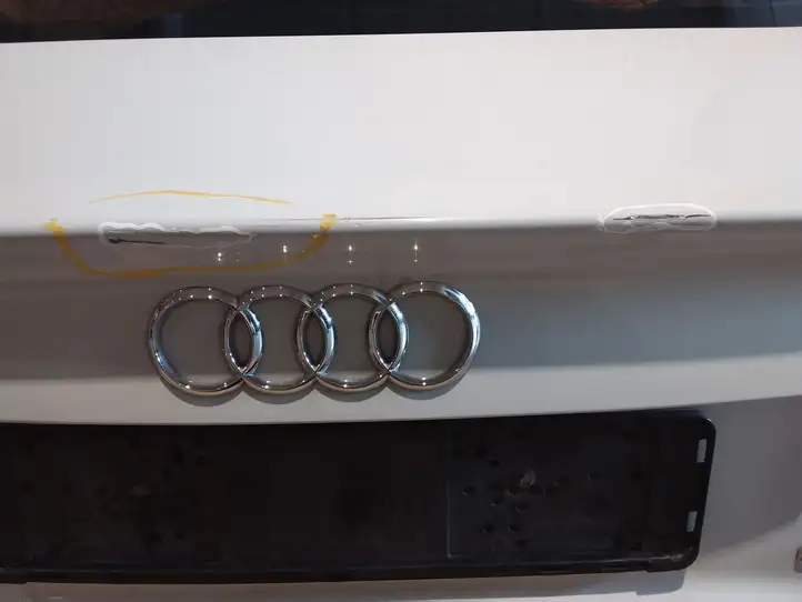 Audi A5 8T 8F (2007 - 2011) Крышка багажника — фото 2