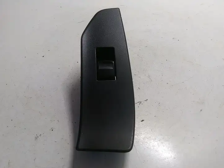 Toyota Verso (2009 - 2012) 742320F050 Блок кнопок стеклоподъемников — фото 1