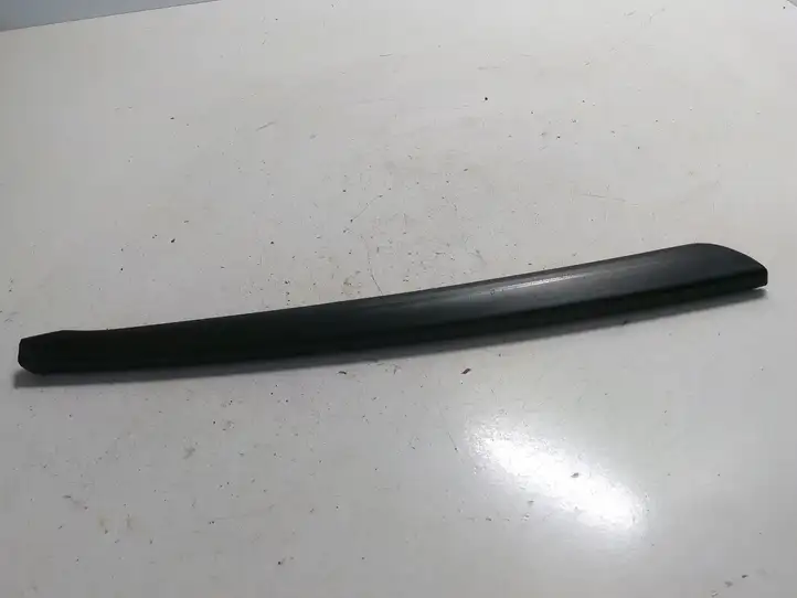 Toyota Verso (2009 - 2012) 756410F010 Облицовка заднего бокового стекла — фото 1