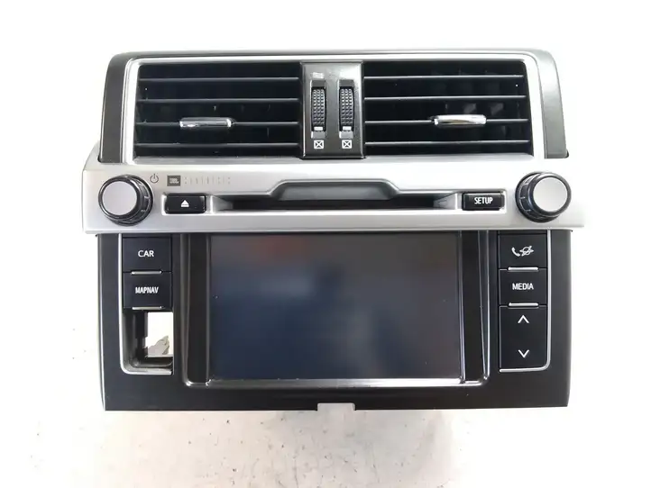 Toyota Land Cruiser (J150) (2009 - ) 8614060030 Магнитола / мультимедийная система — фото 1