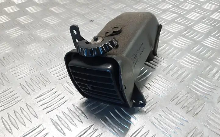 Toyota Land Cruiser (HDJ90) (1996 - 2002) 5566060110 Боковой воздушный дефлектор — фото 2