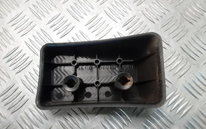 Toyota Land Cruiser (HDJ90) (1996 - 2002) 5819060020 Подставка для ноги — фото 3