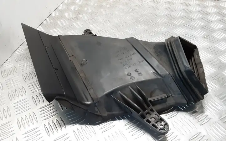 Audi A4 Allroad B8 (2009 - 2011) 8K0129618A Детали воздухозаборника — фото 1