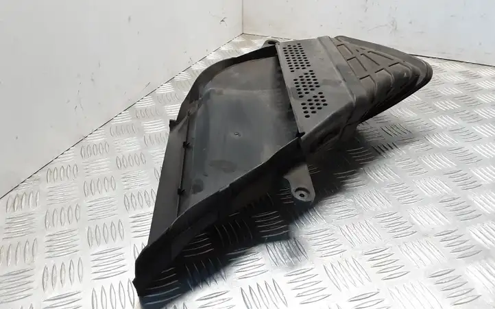 Audi A4 Allroad B8 (2009 - 2011) 8K0129618A Детали воздухозаборника — фото 4
