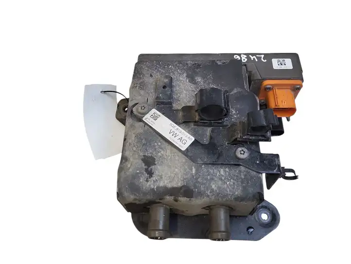 Volkswagen e-Golf (2013 - 2016) 12E963231F Электроподогрев двигателя — фото 1