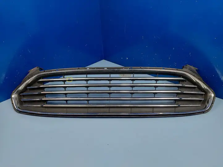 Ford Mondeo MK V (2014 - ) DS738150JW Верхняя решетка радиатора — фото 1