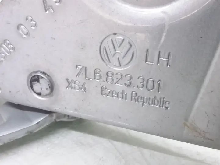 Volkswagen Touareg I (2002 - 2010) 7L6823301 Петли капота — фото 3