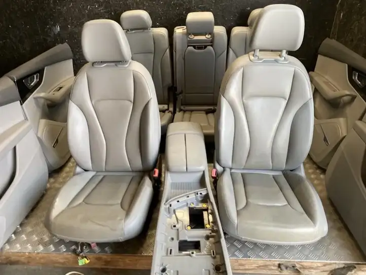 Audi Q7 4M (2015 - ) Третий ряд сидений — фото 4