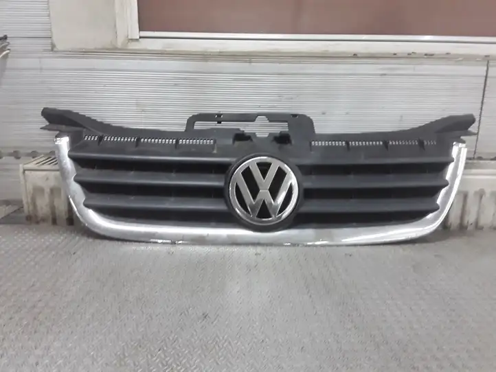 Volkswagen Touran I (2003 - 2010) 1T0853651 Верхняя решетка радиатора — фото 1