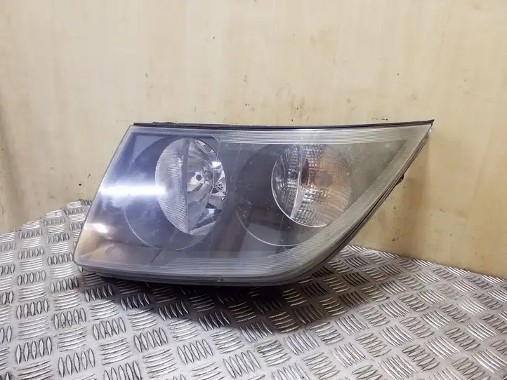 Volkswagen Crafter (2006 - 2016) 24761600 Передняя фара — фото 1