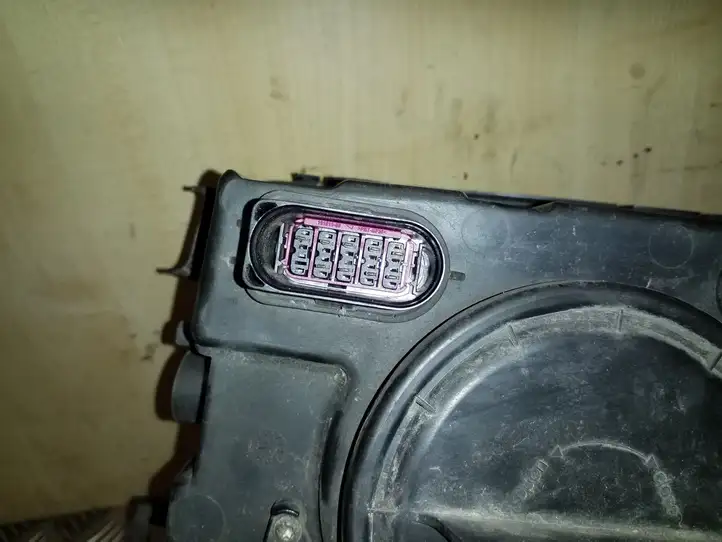 Volkswagen Crafter (2006 - 2016) 24761500 Передняя фара — фото 2