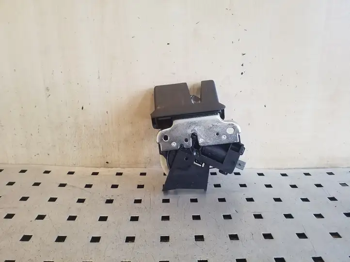 Volkswagen Eos (2010 - 2015) 4F5827505D Замок крышки багажника — фото 3