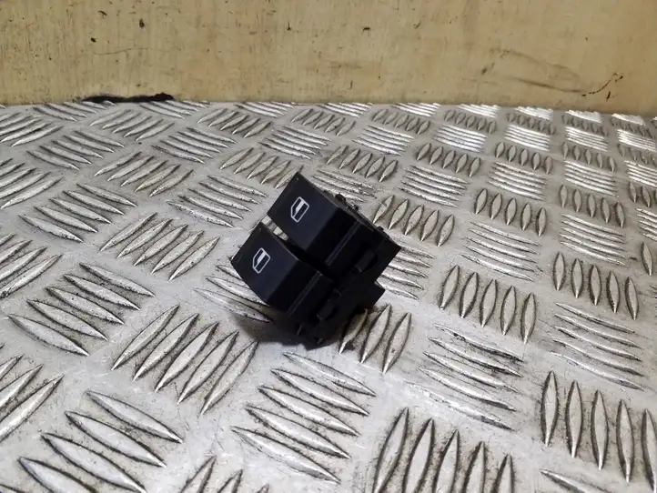 Volkswagen Eos (2010 - 2015) 1Q0959858A Кнопка стеклоподъемников — фото 1
