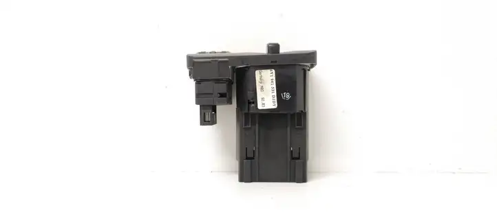 Audi A3/S3 8L (1996 - 2000) 242638002 Включатель фонарей — фото 3