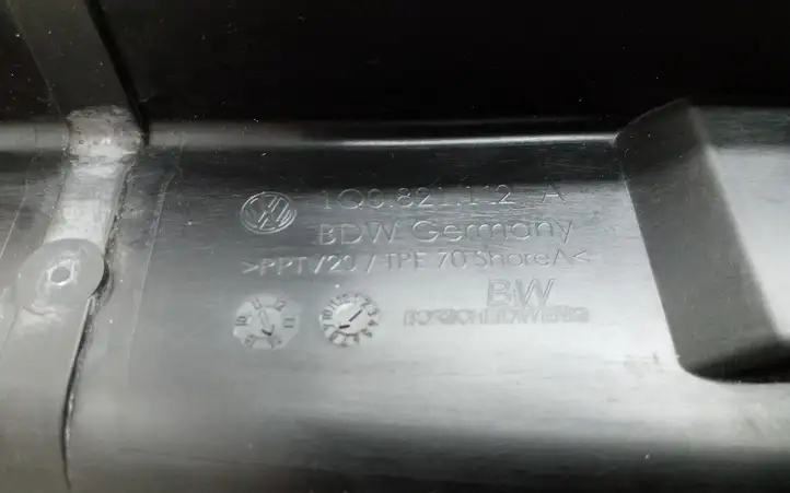 Volkswagen Eos (2006 - 2010) 1Q0821112A Накладка крыла — фото 3