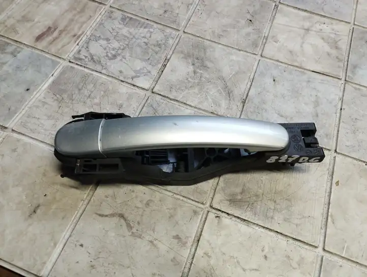 Volkswagen Polo (2005 - 2009) 6Q0839885 Наружная ручка задней двери — фото 1