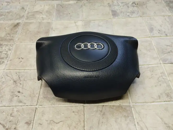 Audi A6 S6 C5 4B (1997 - 2001) 4B0880201AH Подушка безопасности руля — фото 1