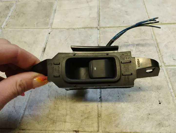 Subaru Outback (2007 - 2009) 94263AG040 Кнопка стеклоподъемников — фото 4