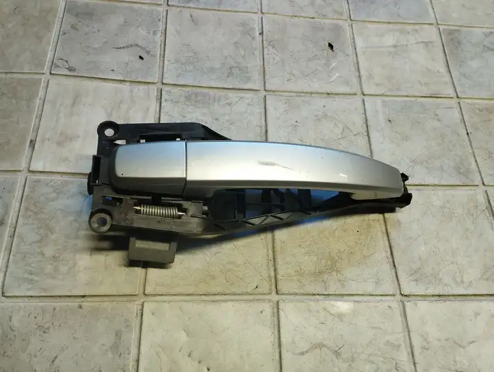Opel Astra H (2004 - 2009) Наружная ручка задней двери — фото 1