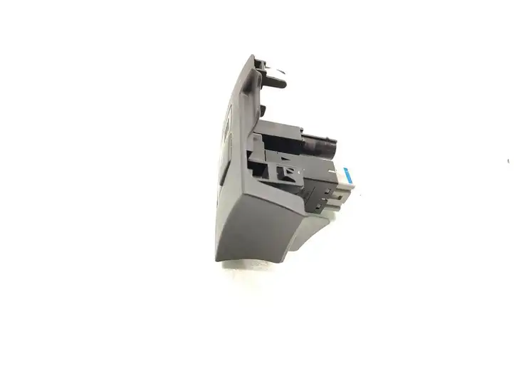 Honda CR-V (2006 - 2009) 77315-SWA-Q010-M1 Кнопка парктроника — фото 2