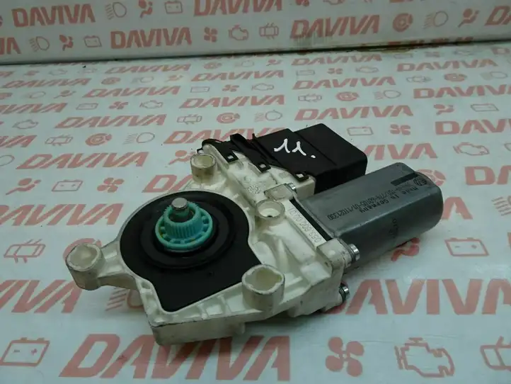 Skoda Octavia Mk2 (1Z) (2004 - 2013) 5K0959704A Стеклоподъемник задней двери — фото 1