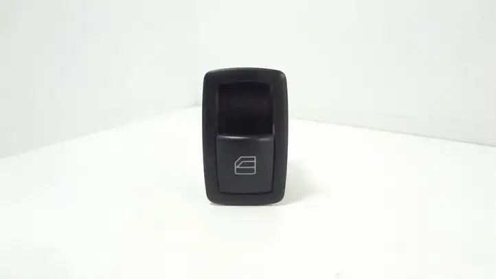 Mercedes-Benz A W169 (2004 - 2012) Кнопка стеклоподъемников — фото 2