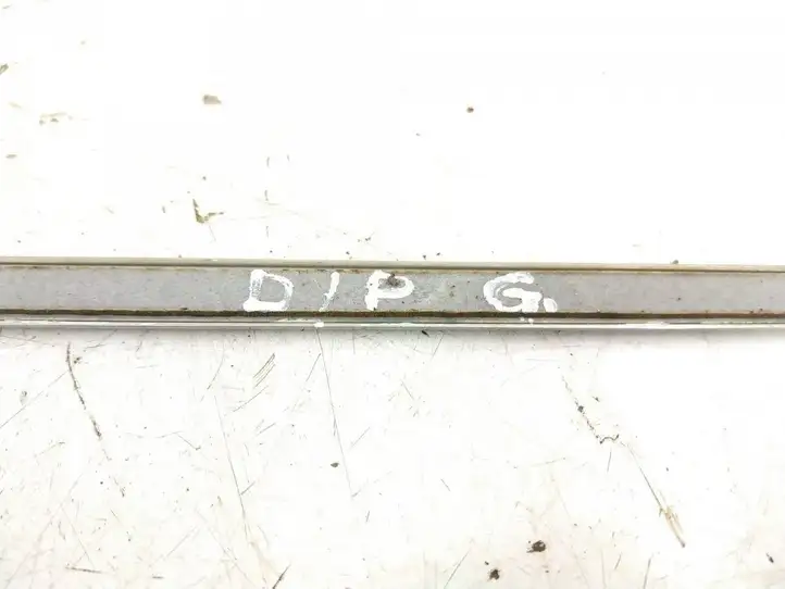 Mercedes-Benz C W204 (2007 - 2014) Молдинги задней двери — фото 5