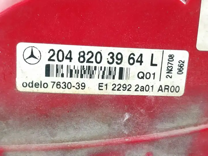Mercedes-Benz C W204 (2007 - 2014) Задний фонарь в кузове — фото 7