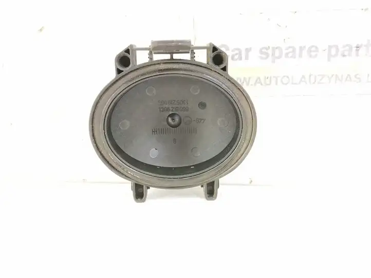 Mercedes-Benz C W203 (2000 - 2007) Крышка фары — фото 2