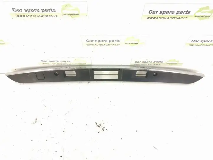 Mercedes-Benz C W204 (2007 - 2014) Подсветка номера — фото 2