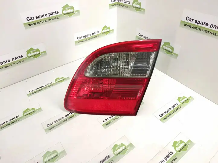 Mercedes-Benz E W211 (2002 - 2009) Задний фонарь в крышке багажника — фото 1