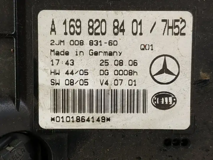 Mercedes-Benz A W169 (2004 - 2012) Передняя подсветка — фото 7