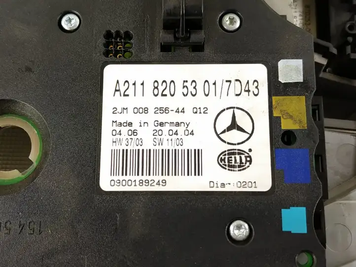 Mercedes-Benz E W211 (2002 - 2009) Передняя подсветка — фото 7