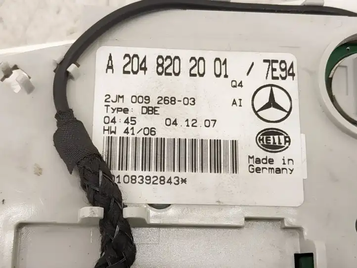 Mercedes-Benz C W204 (2007 - 2014) Передняя подсветка — фото 6