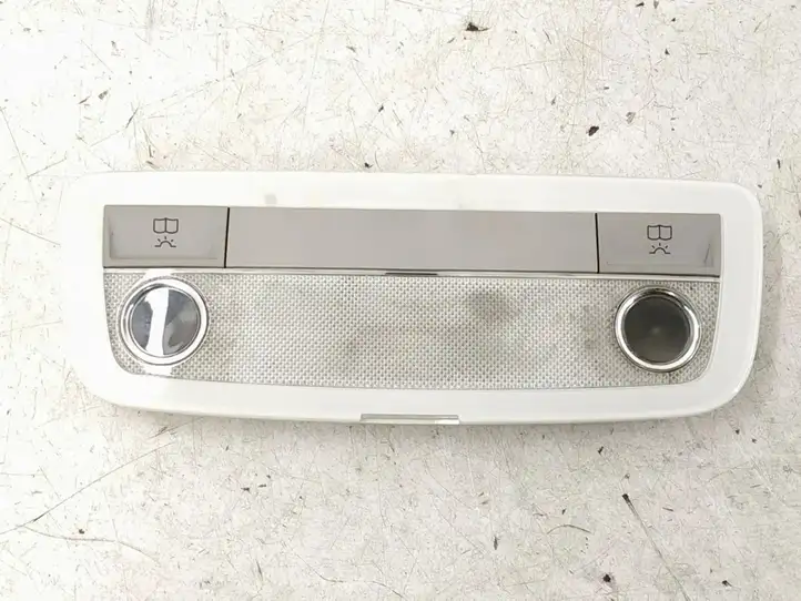 Mercedes-Benz C W204 (2007 - 2014) Задняя подсветка — фото 1