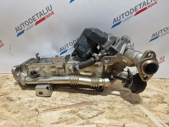 BMW 3 F30 F35 F31 (2012 - 2018) 8476993 Охладитель клапана EGR — фото 3