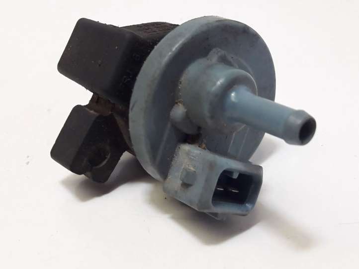 051133459 Volkswagen Golf III Solenoidinis vožtuvas