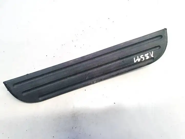 Toyota RAV 4 (XA30) (2006 - 2016) 6791542030 Внутренняя отделка заднего порога — фото 1