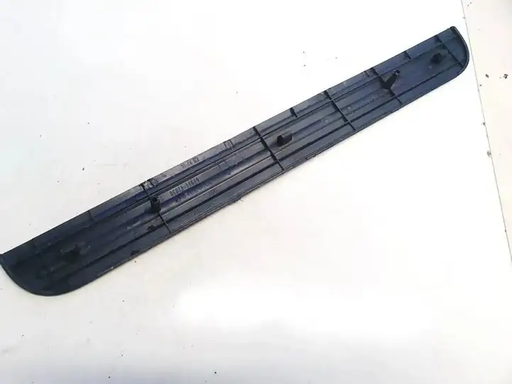 Toyota RAV 4 (XA30) (2006 - 2016) 6791142030 Внутренняя отделка переднего порога — фото 3