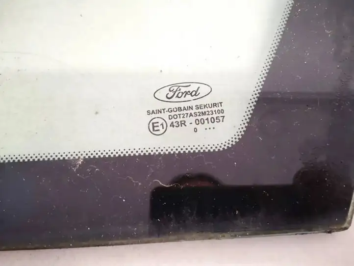 Ford Focus (2011 - 2015) Заднее боковое стекло — фото 2
