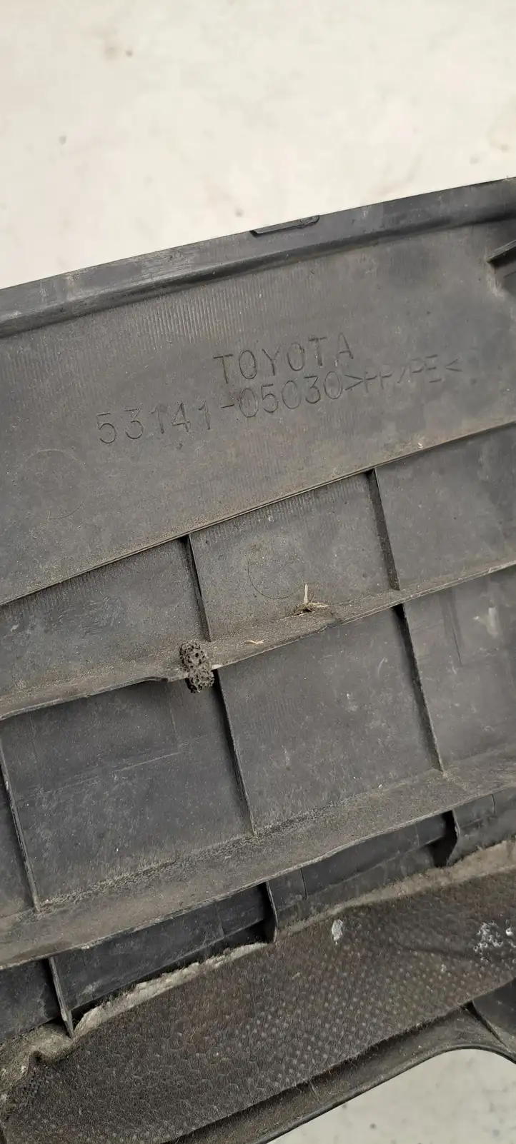 Toyota Avensis T250 (2006 - 2009) 5314105030 Облицовка радиатора — фото 7