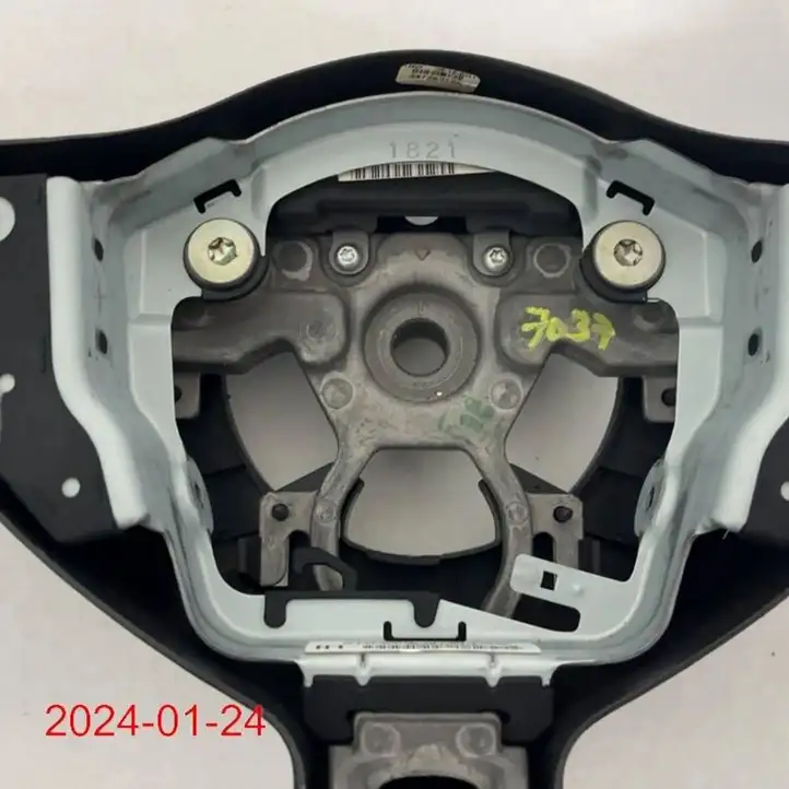 Nissan Juke I F15 (2010 - 2018) Руль — фото 3