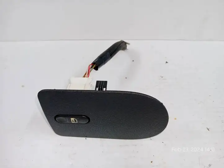 Nissan Qashqai (2006 - 2010) 96912JD00A Включатель охраны от детей — фото 4