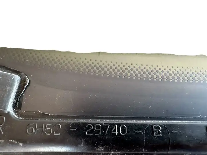 Land Rover Freelander 2 - LR2 (2006 - 2010) 6H5229740 Форточка двери — фото 8