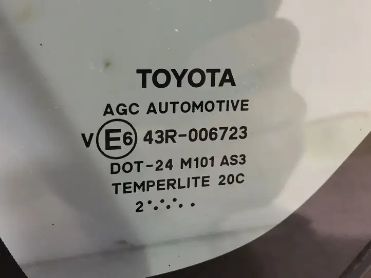 Toyota Auris E180 (2012 - 2018) 43R006723 Форточка двери — фото 3